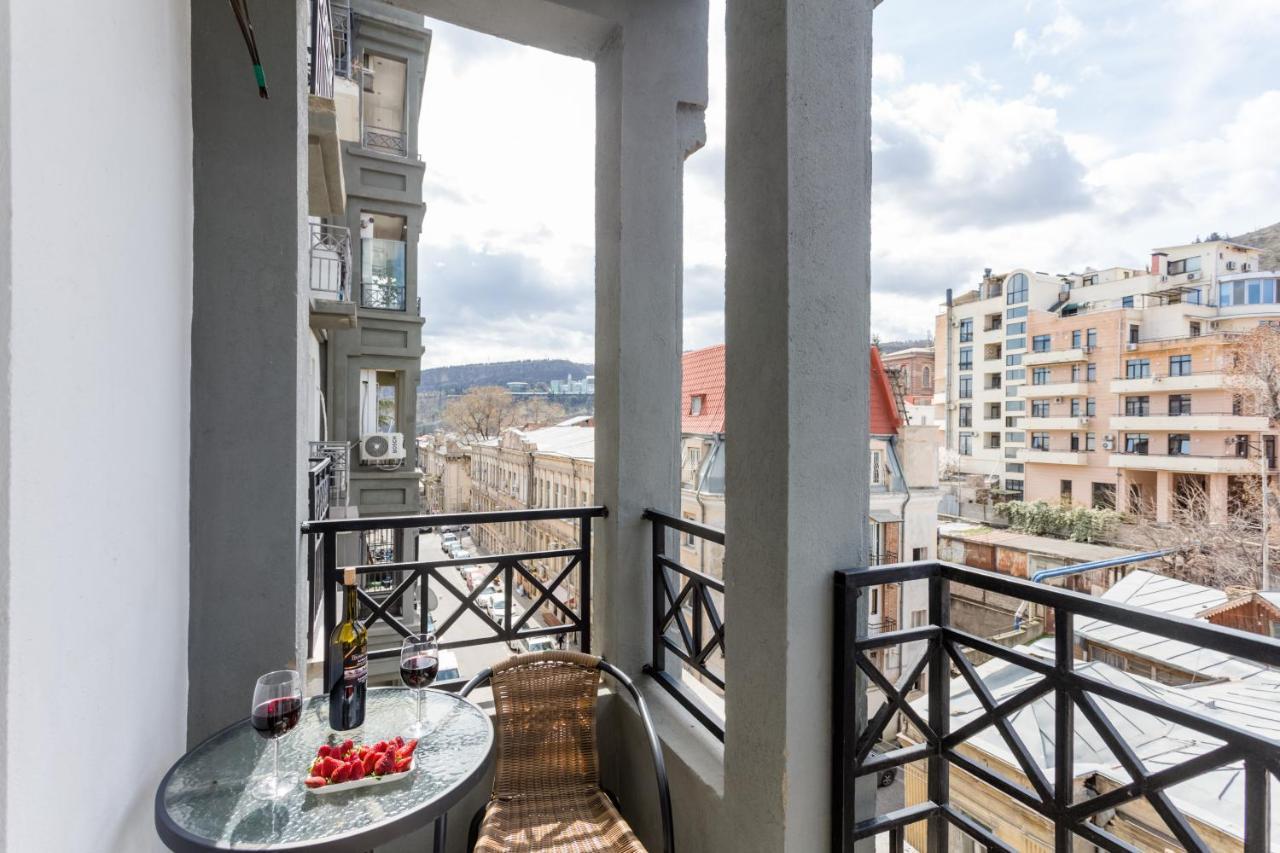 Downtown Two-Bedroom Apartment Ll Tbilisi Exteriör bild